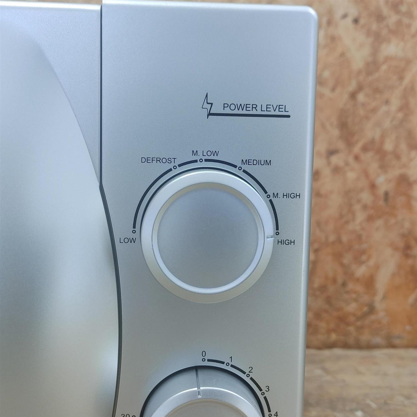 Candy CMW2070S microonde Silver Solo microonde da banco 20 L 700 W