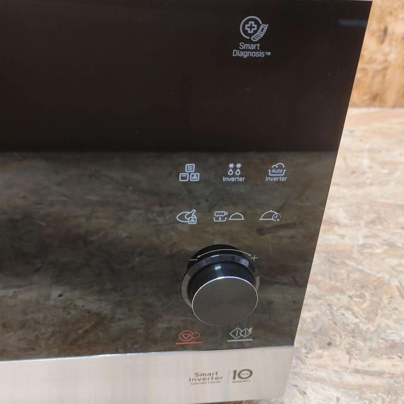 LG MJ3965ACS microonde Piano cottura Microonde combinato 39 L 1350 W Acciaio inossidabile