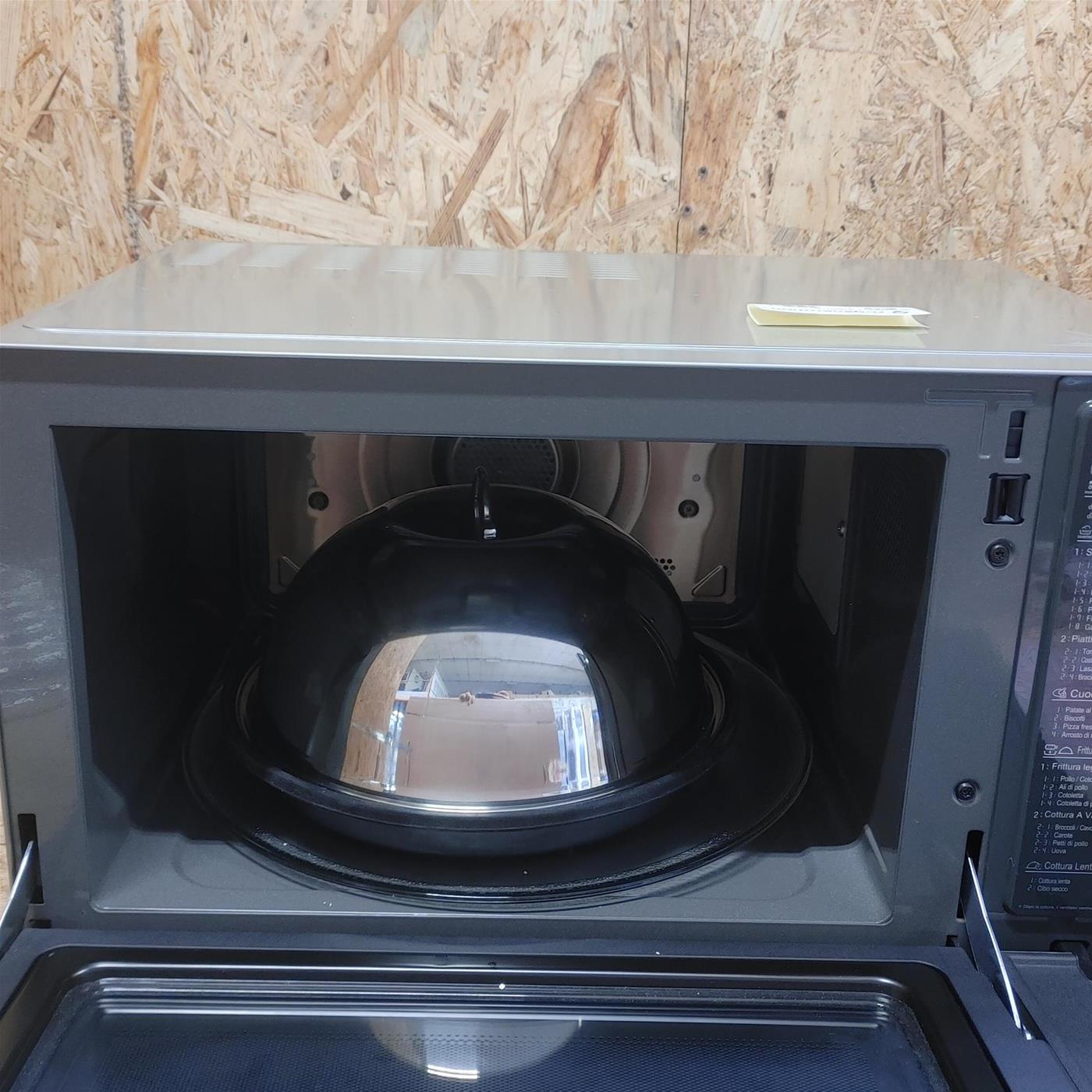 LG MJ3965ACS microonde Piano cottura Microonde combinato 39 L 1350 W Acciaio inossidabile