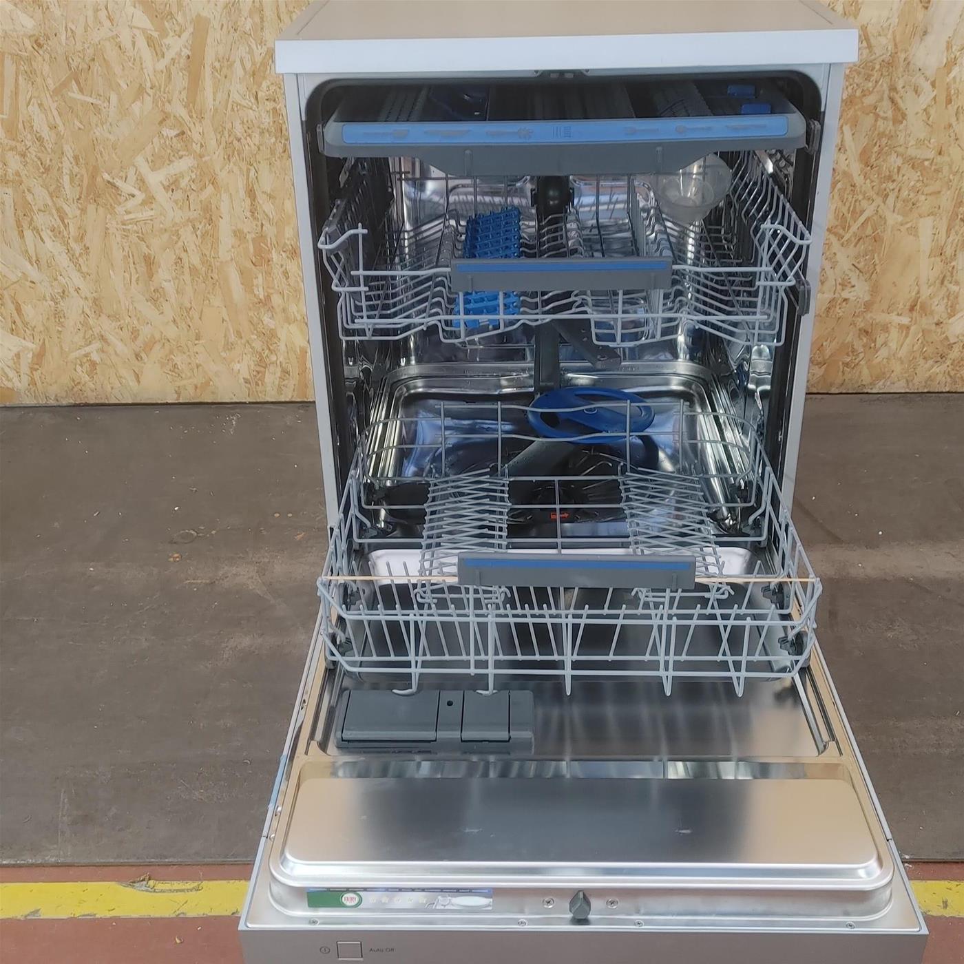 Lavastoviglie Electrolux Serie 600 ESM48400SX SatelliteClean® Libera installazione 14 coperti