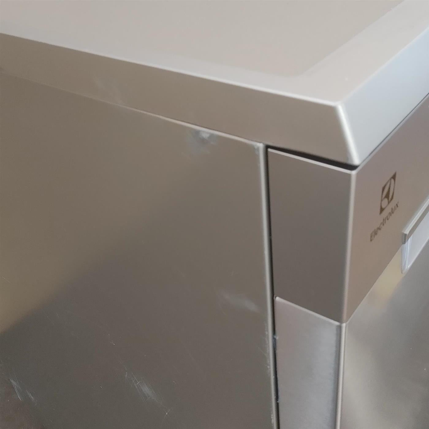 Lavastoviglie Electrolux Serie 600 ESM48400SX SatelliteClean® Libera installazione 14 coperti