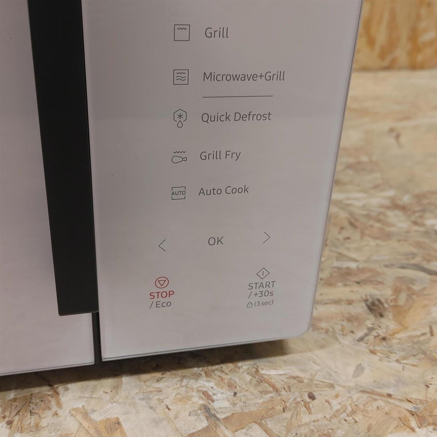 Samsung MG23T5018AK/ET Microonde Piano microonde Grill 23 L 800 W Nero