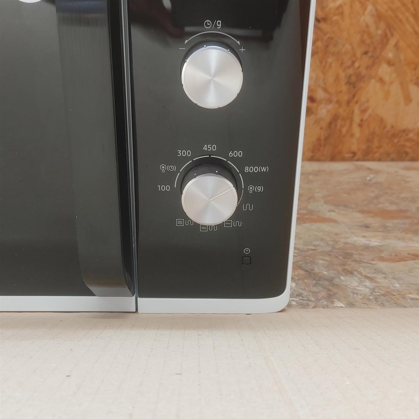 Microonde Samsung MG23K3614AW Con grill
