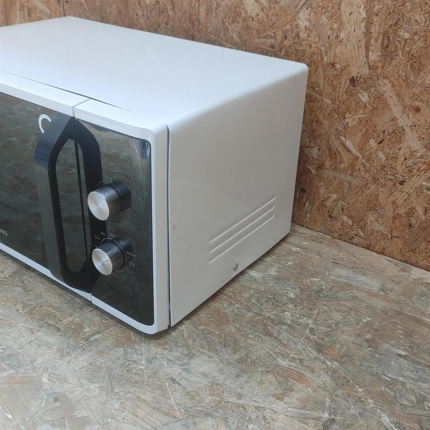 Microonde Samsung MG23K3614AW Con grill