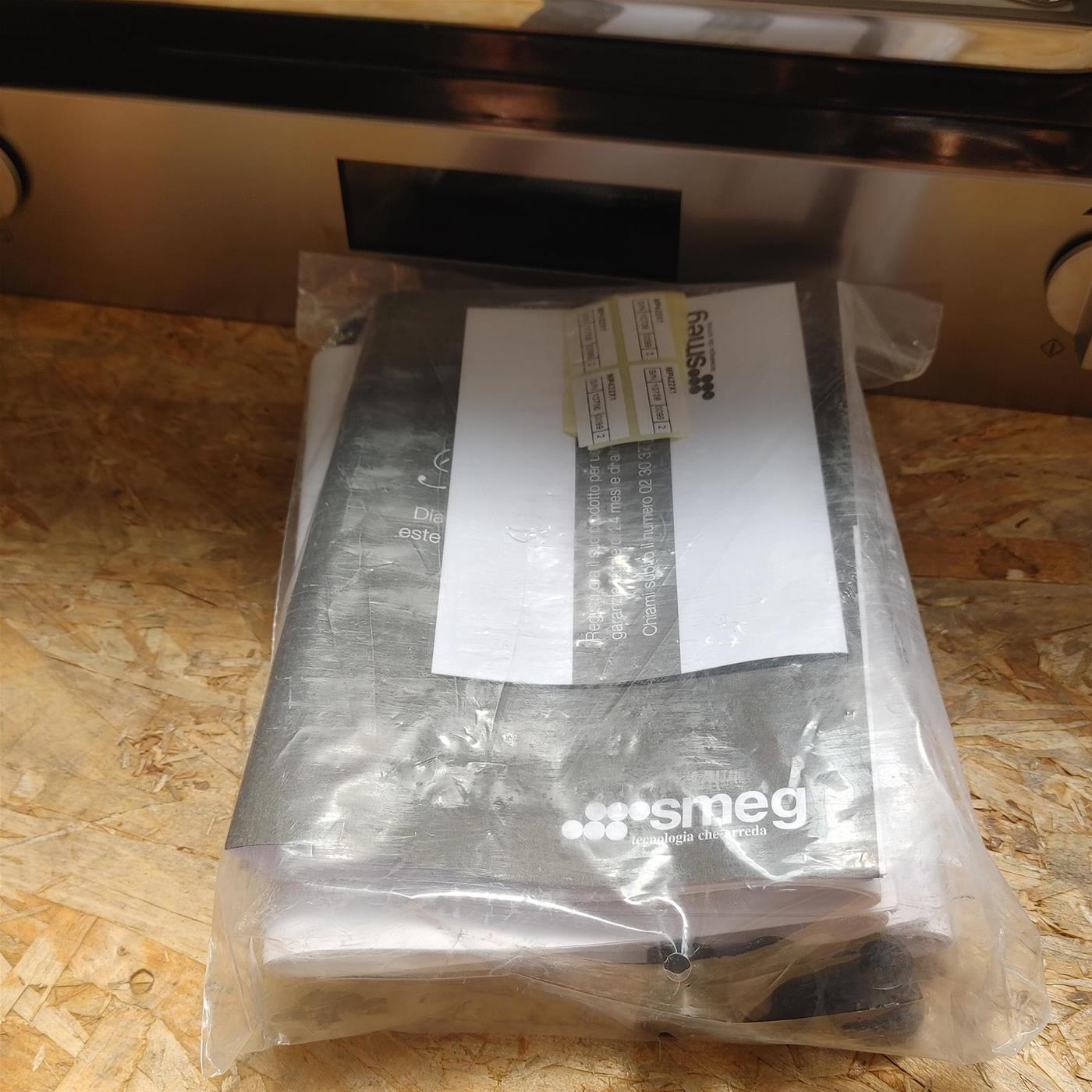 Microonde Smeg MP422X1 da incasso