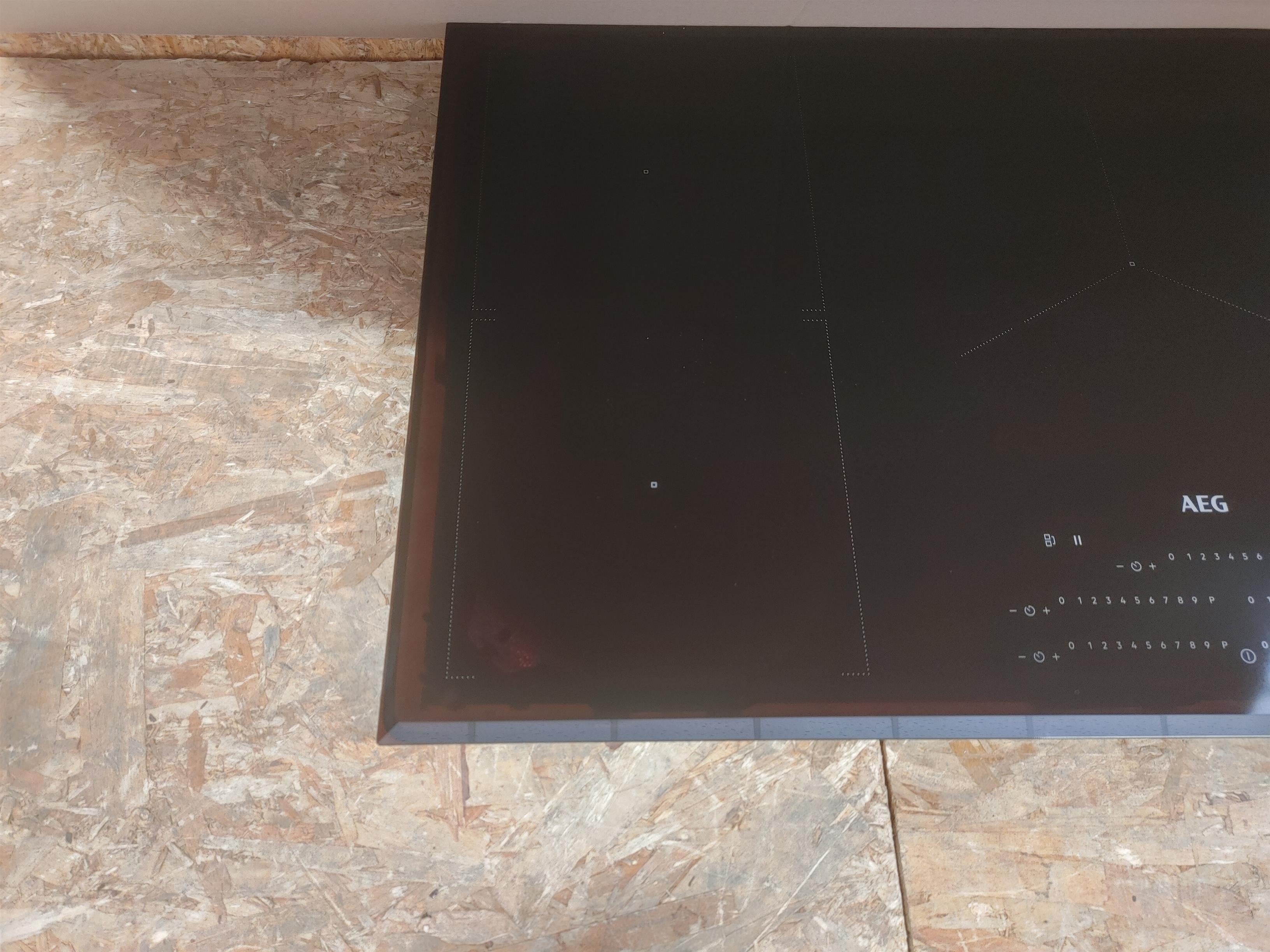 Piano cottura AEG IKE95753FB a induzione 5 zone cottura