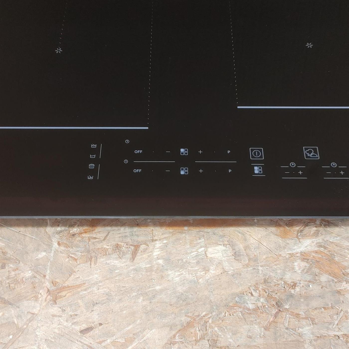 Piano cottura Hotpoint Ariston HB0577BNE a induzione