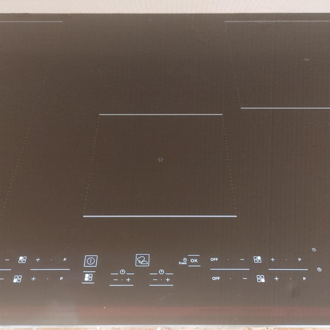 Piano cottura Hotpoint Ariston HB0577BNE a induzione