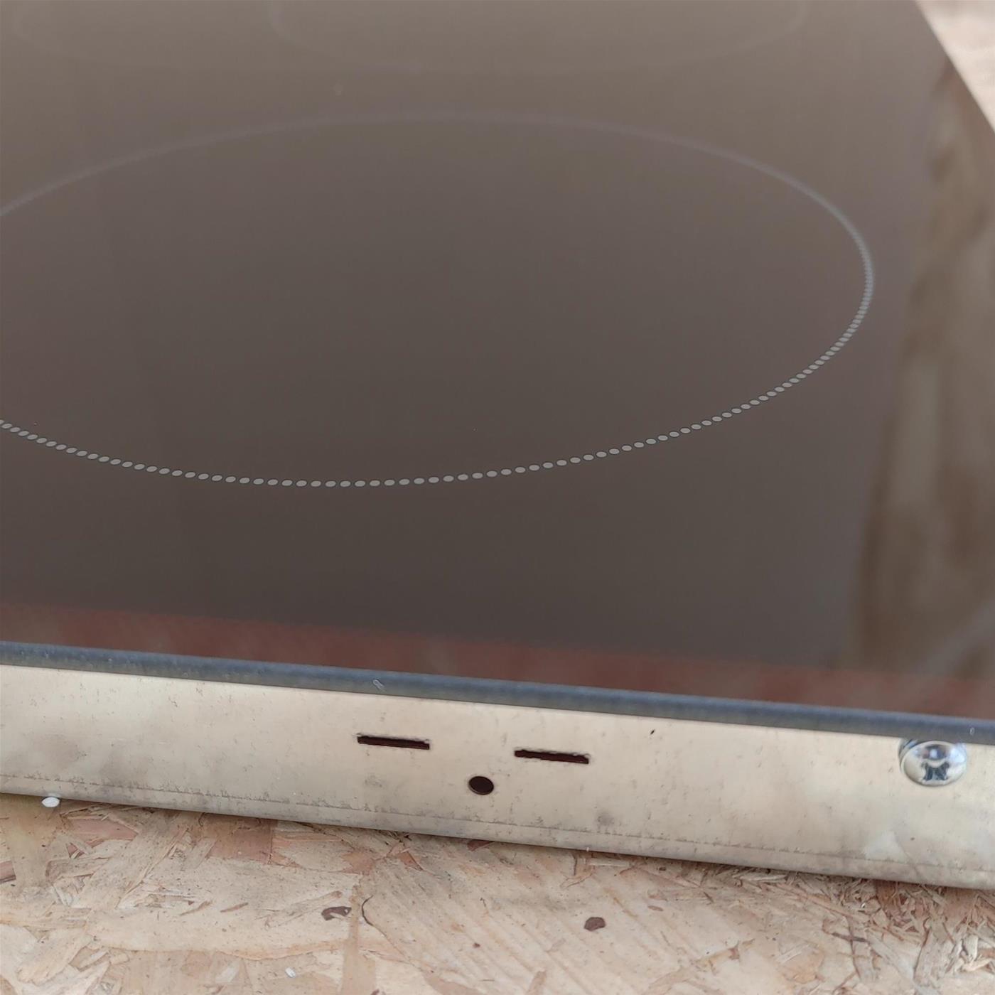 Piano cottura Beko HIC84401 elettrico 80 cm