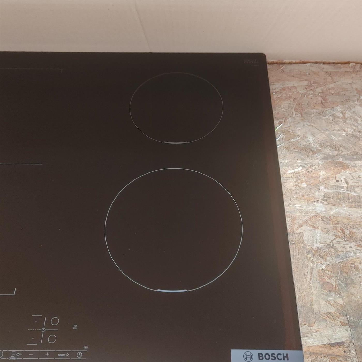 Piano cottura Bosch Serie 4 PVS611BB6E Induzione CombInduction