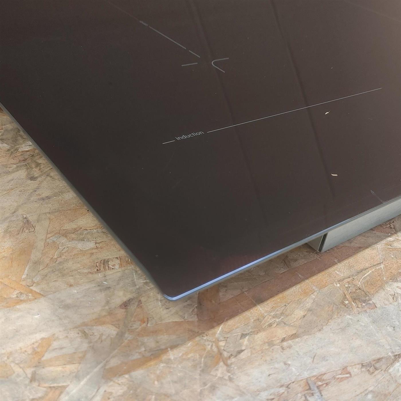 Piano cottura Bosch Serie 6 PVS831FB5E Nero Da incasso 80 cm Piano cottura a induzione 4 Fornello(i))