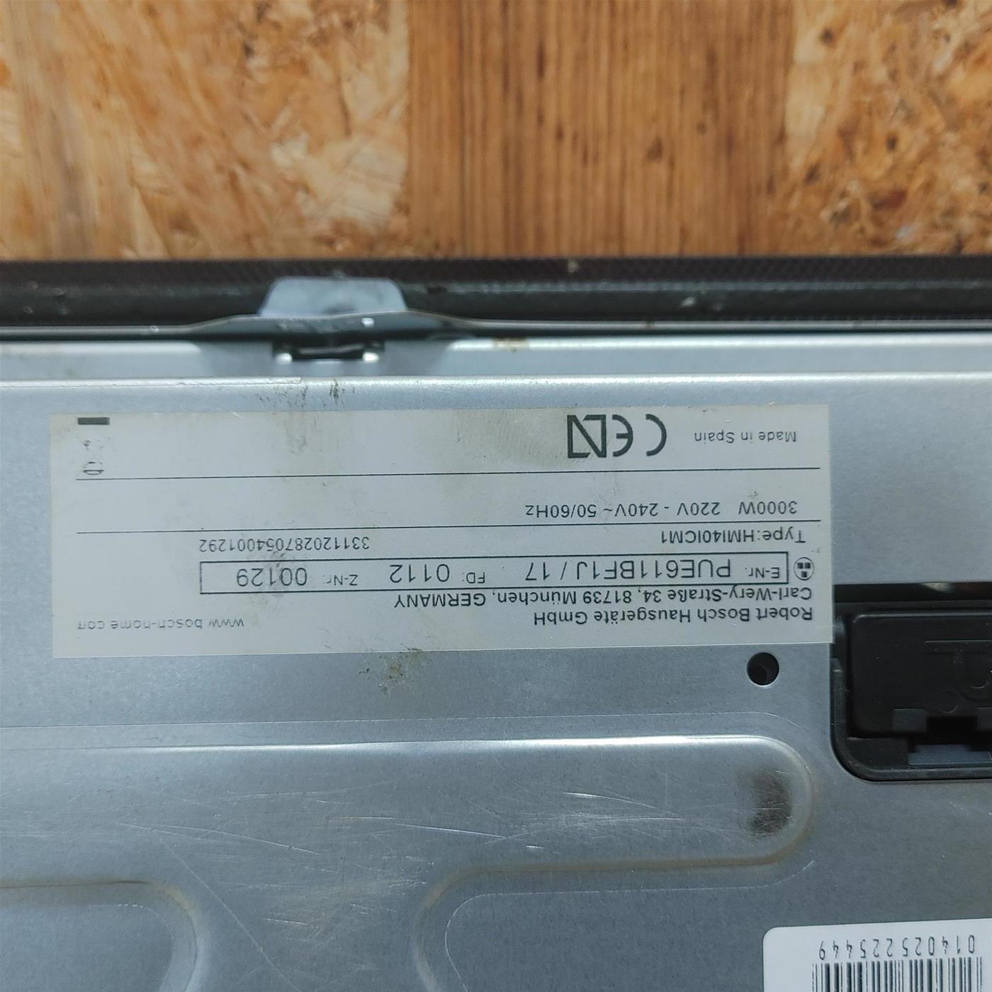 Piano cottura Bosch PUE611BF1J/17 a induzione 4 zone