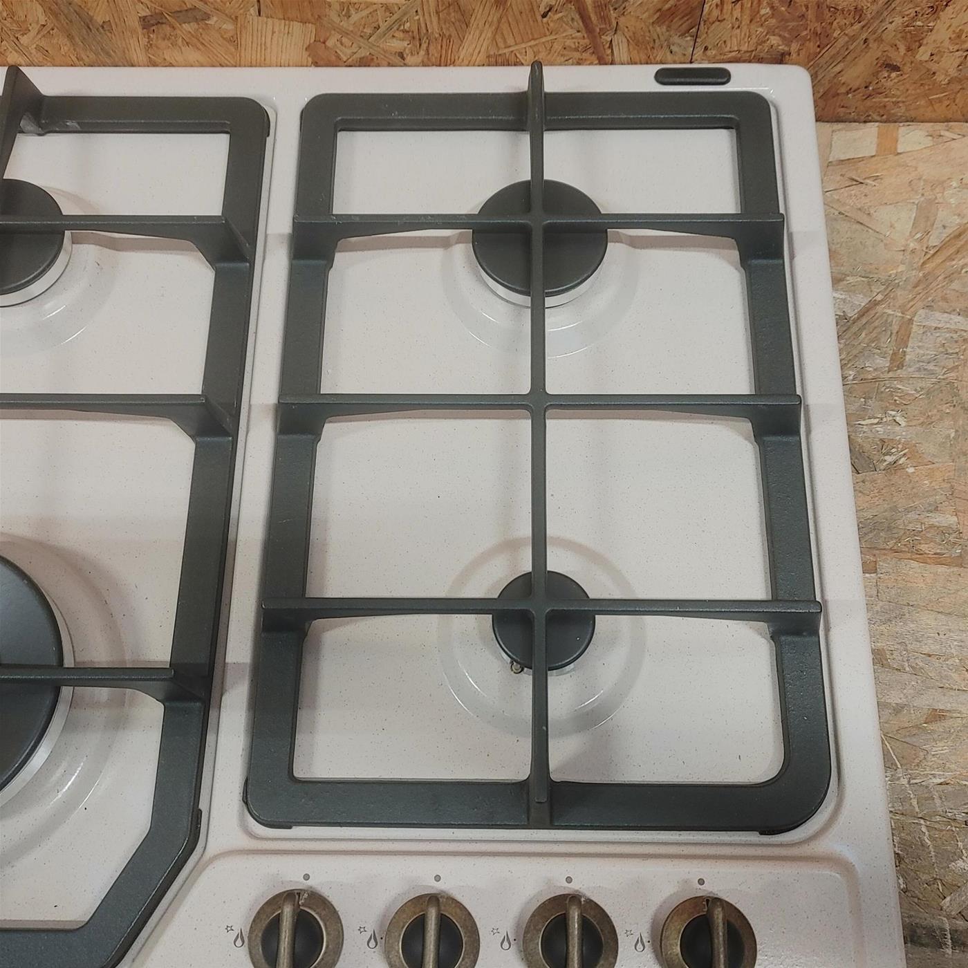 Piano cottura a gas De Longhi AVF 46 PRO col. Avena