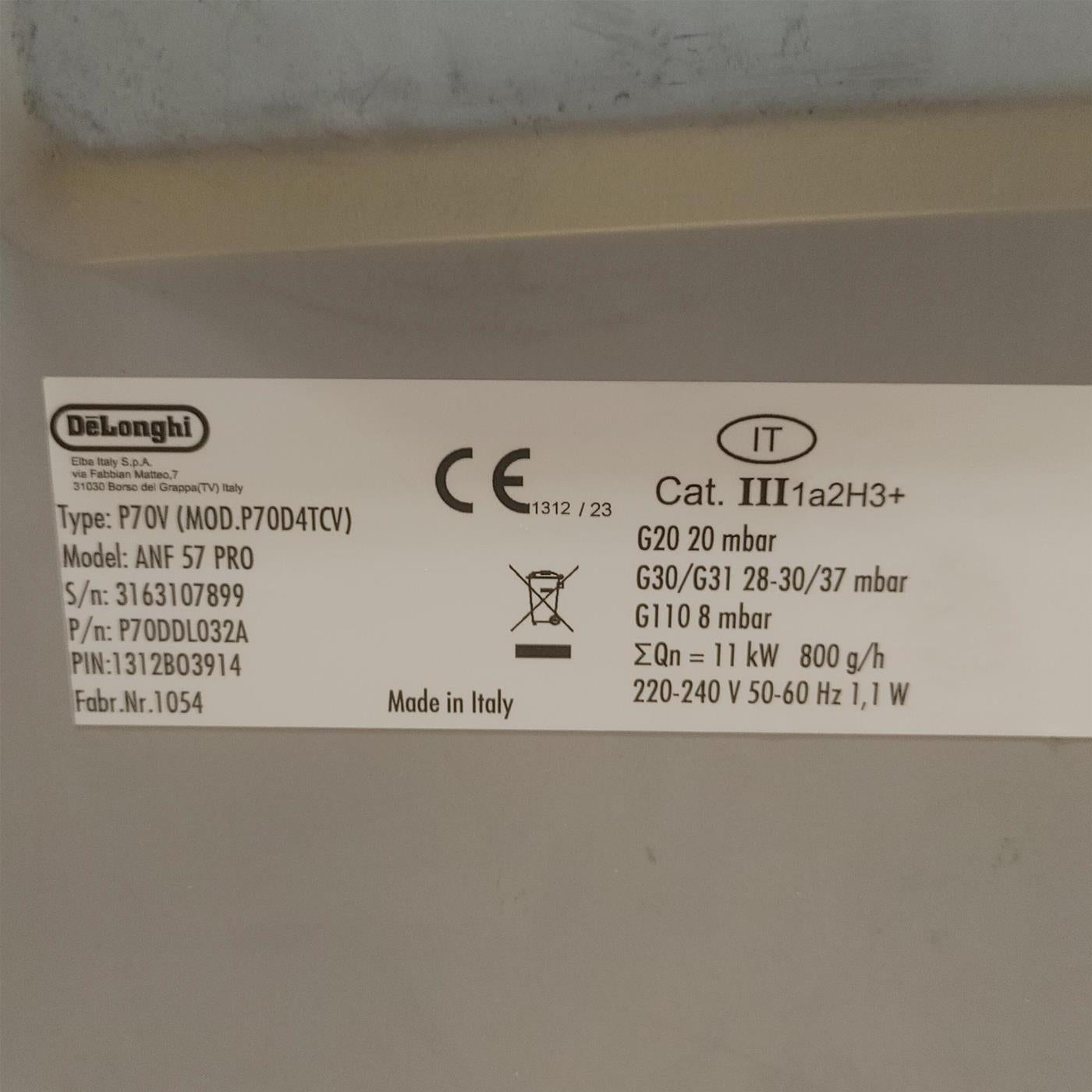 De'Longhi ANF 57 PRO Piano Cottura da Incasso 70 cm, Comandi Frontali, Nero