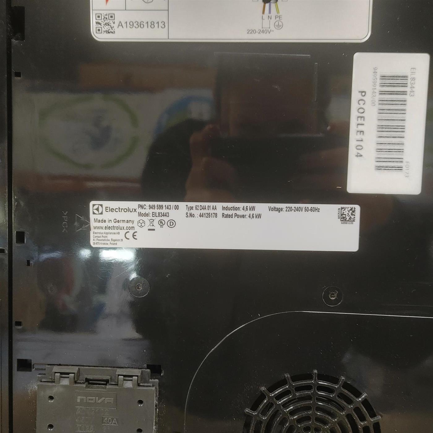 Piano cottura Electrolux EIL83443 Serie 600 Bridge Induzione 80cm