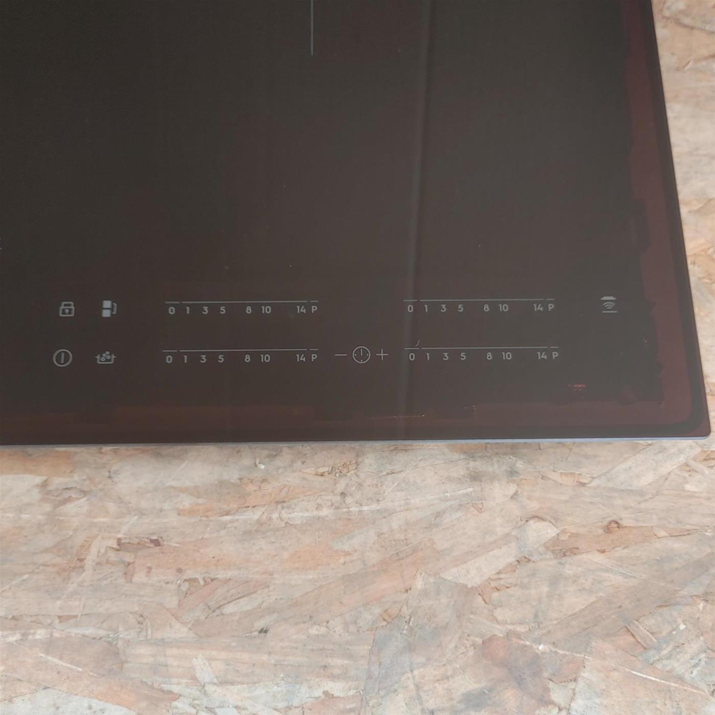 Electrolux EIS82449C Nero Incasso 80 cm Piano cottura a induzione 4 zona(e)