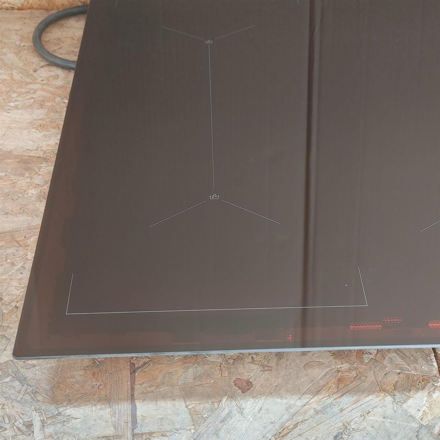 Electrolux EIS82449C Nero Incasso 80 cm Piano cottura a induzione 4 zona(e)