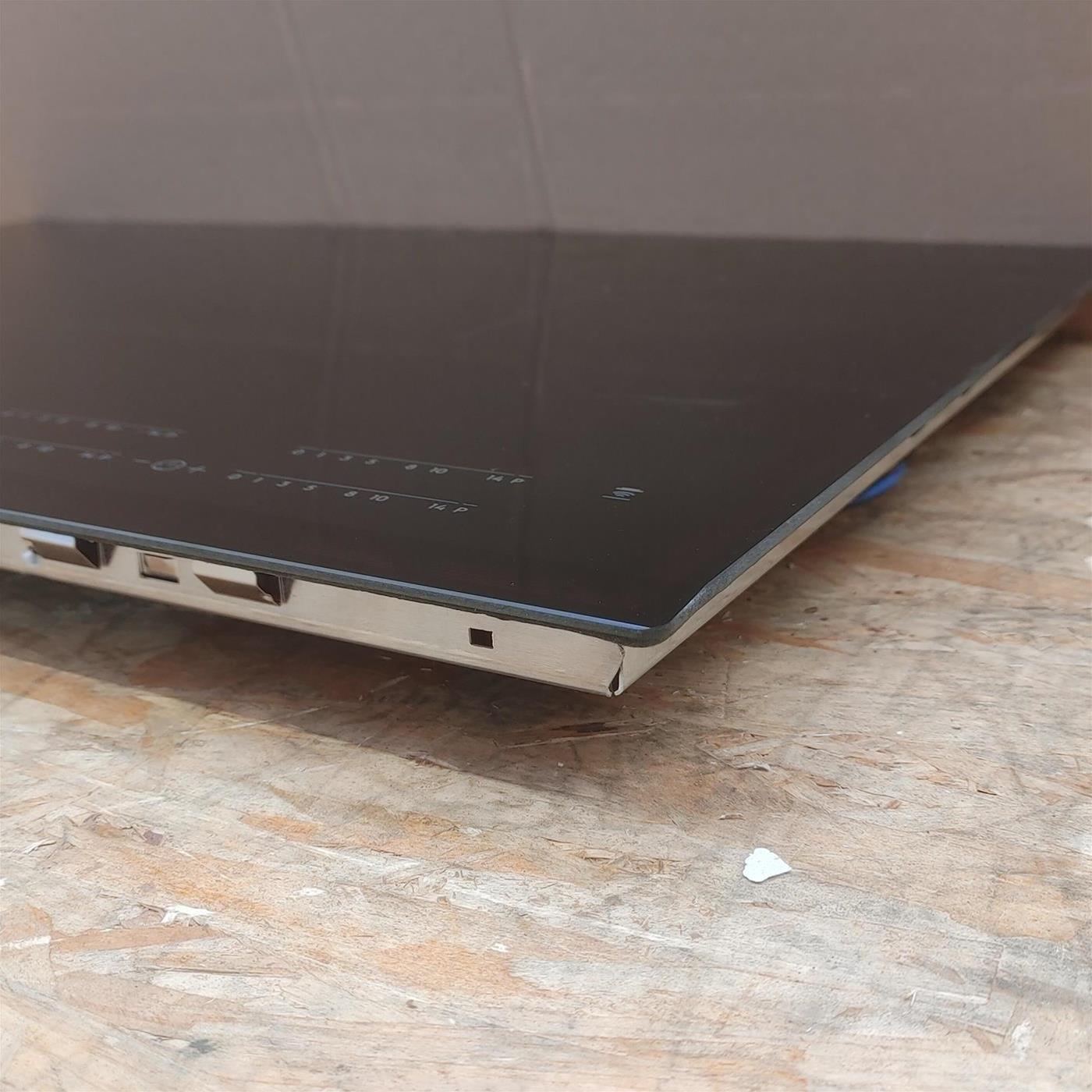 Electrolux LIL83443 Nero Da incasso 78 cm Piano cottura a induzione 4 Fornello(i)