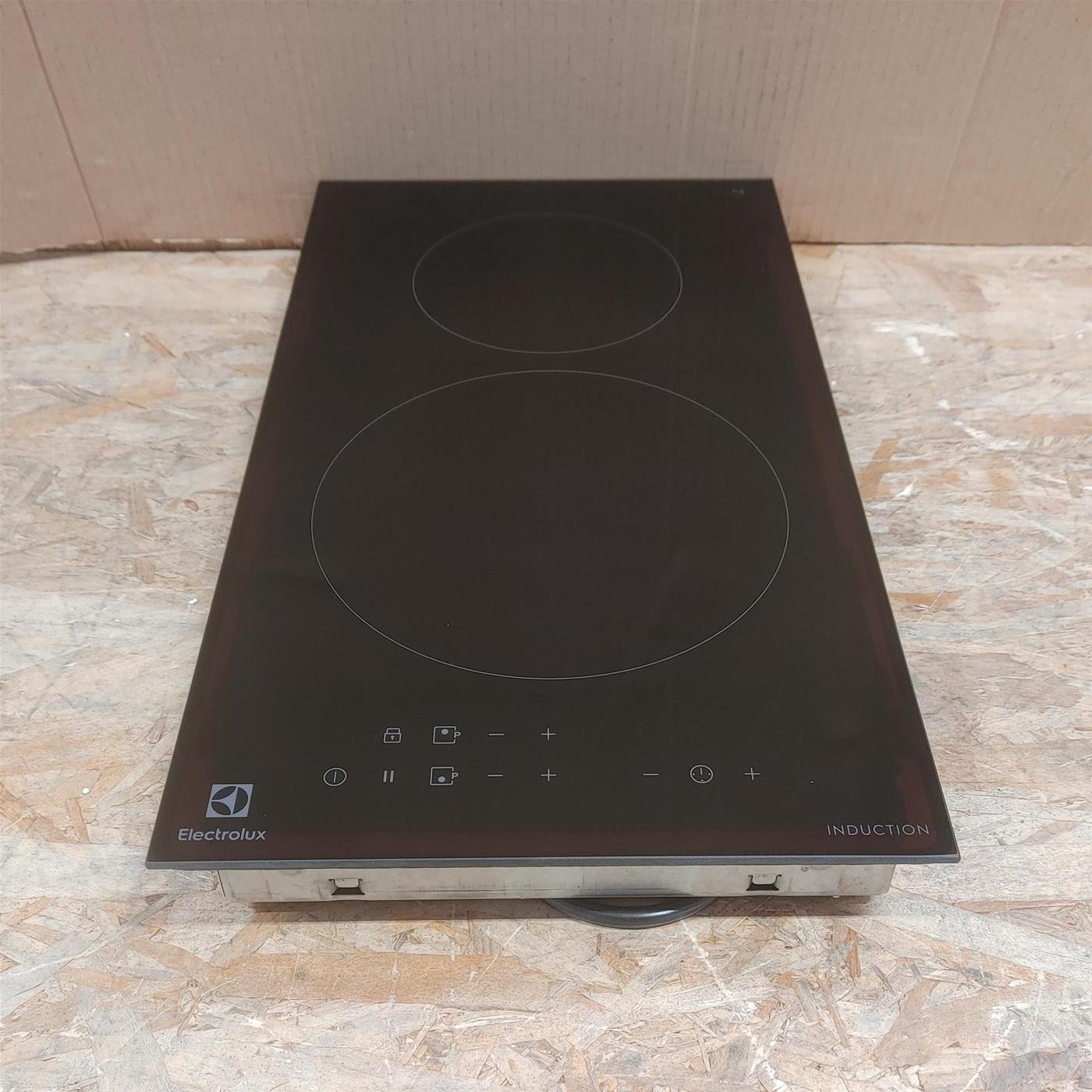 Electrolux LIT30230C Nero Incasso 29 cm Piano cottura a induzione 2 zona(