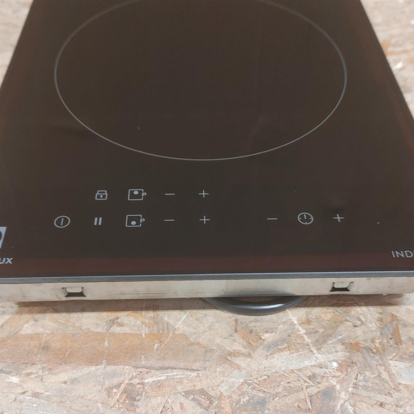 Electrolux LIT30230C Nero Incasso 29 cm Piano cottura a induzione 2 zona(