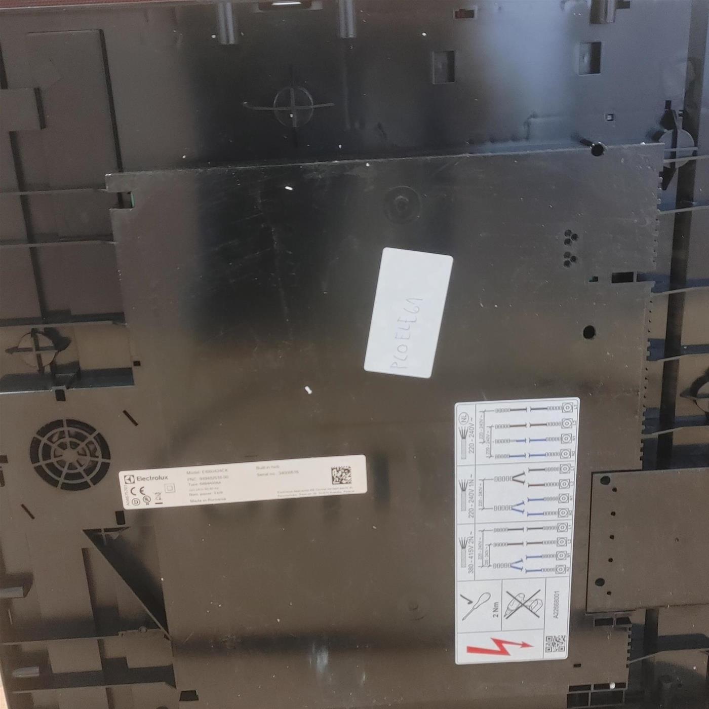 Electrolux Serie 300 EIB60424CK Nero Incasso 60 cm Piano cottura a induzione 4 zona(e)