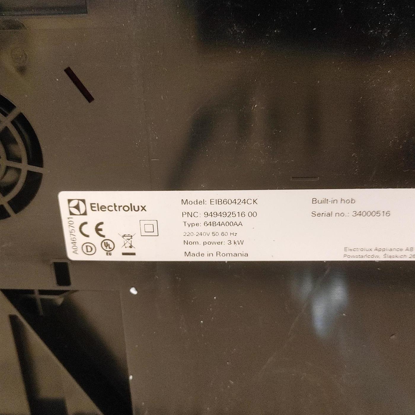 Electrolux Serie 300 EIB60424CK Nero Incasso 60 cm Piano cottura a induzione 4 zona(e)