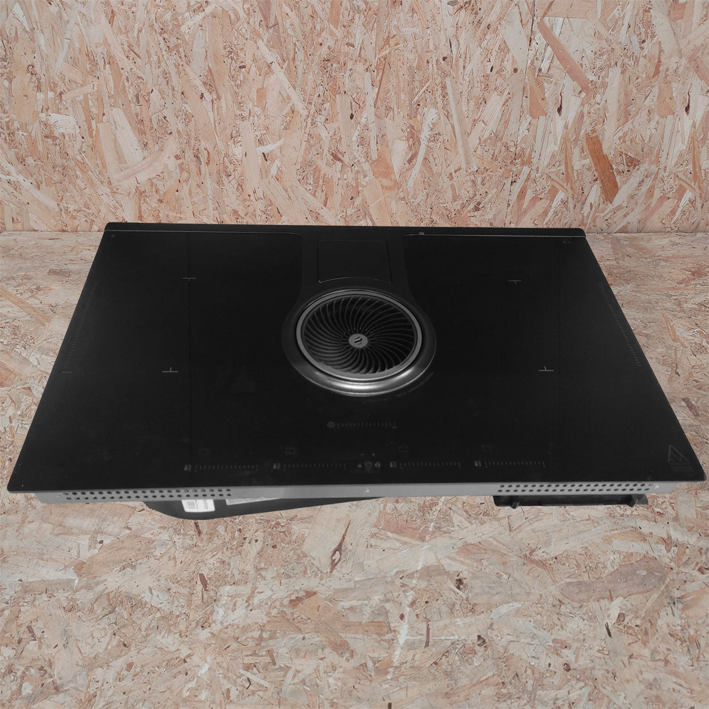 NIKOLA TESLA HP BL/A/83 Piano cottura induzione con cappa integrata