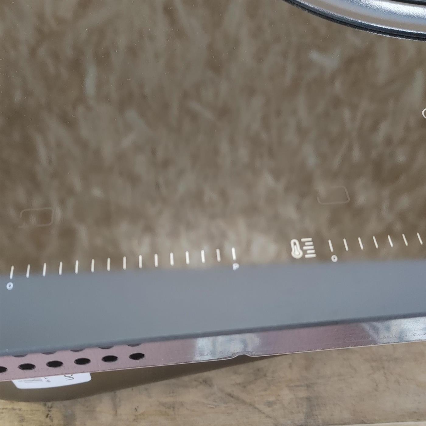 NIKOLA TESLA HP BL/A/83 Piano cottura induzione con cappa integrata