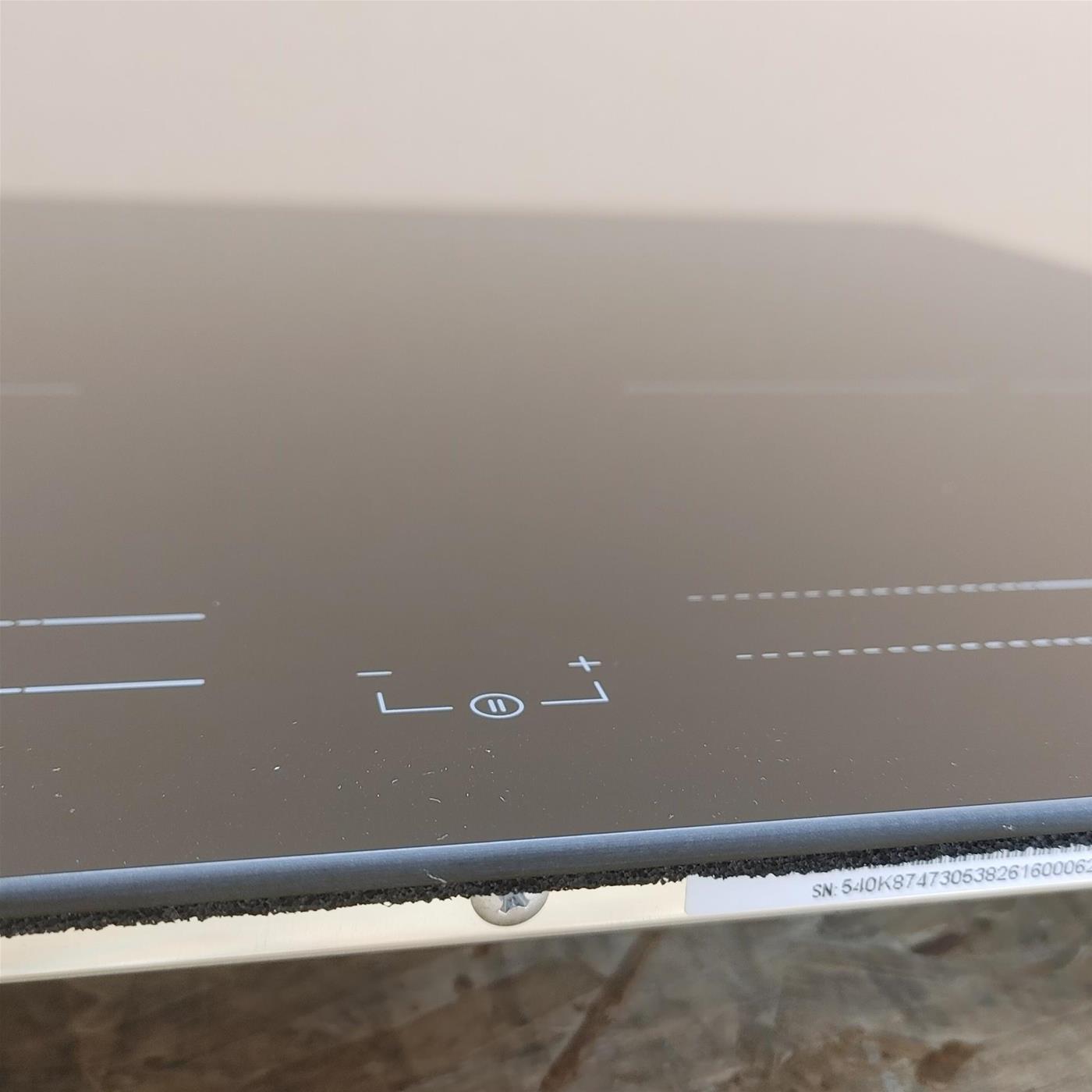 Haier HAISJ64MC Nero Da incasso 59 cm Piano cottura a induzione 4 Fornello(i)