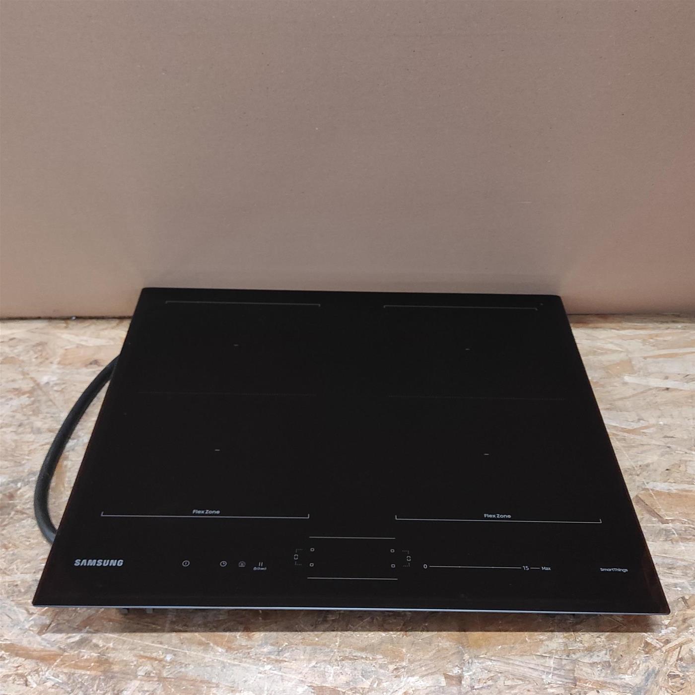 Piano cottura Samsung NZ64B5066KK a induzione 60cm Flex Zone WiFi