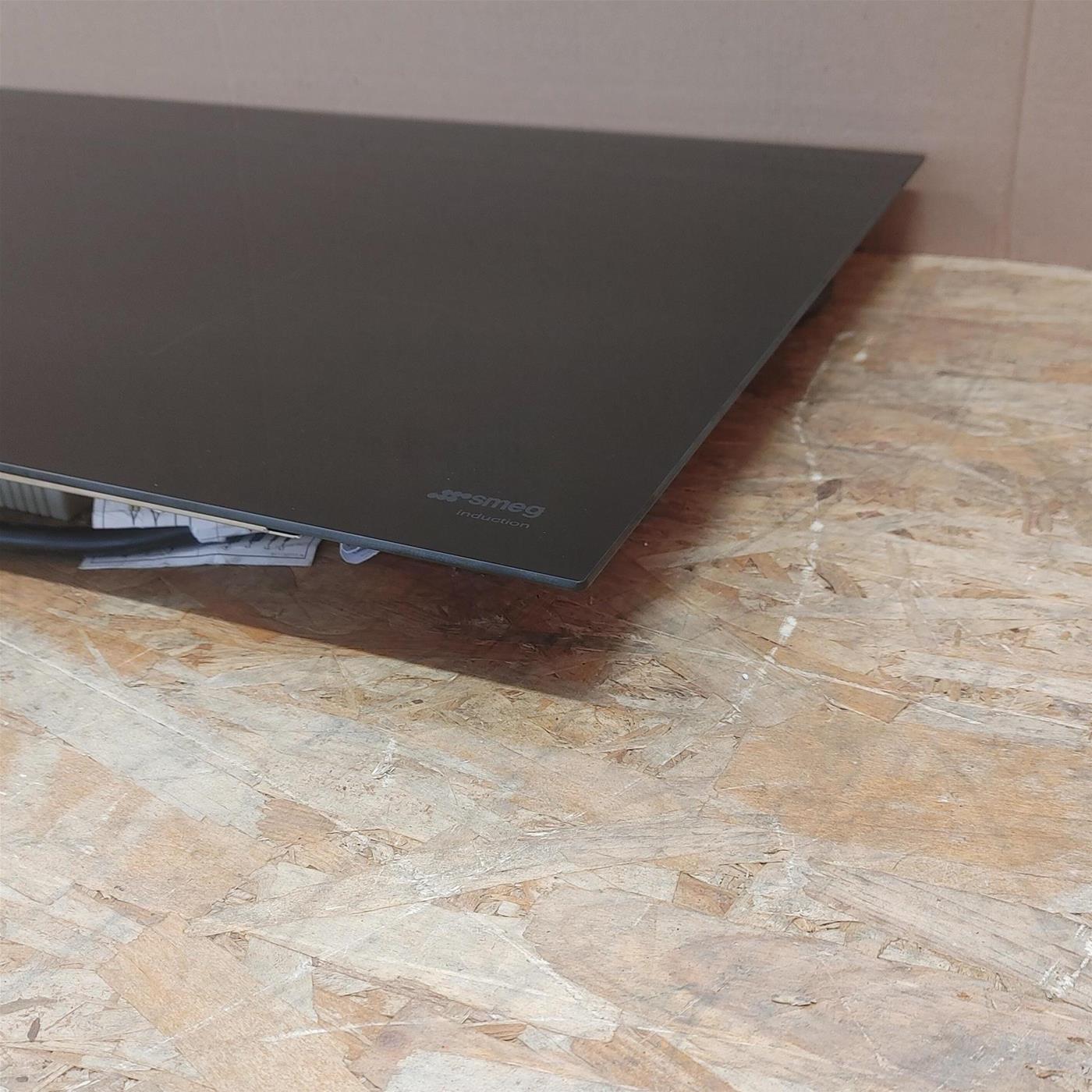 Smeg SIB2741D Piano Di Cottura Induzione 75 Cm Nero Incasso