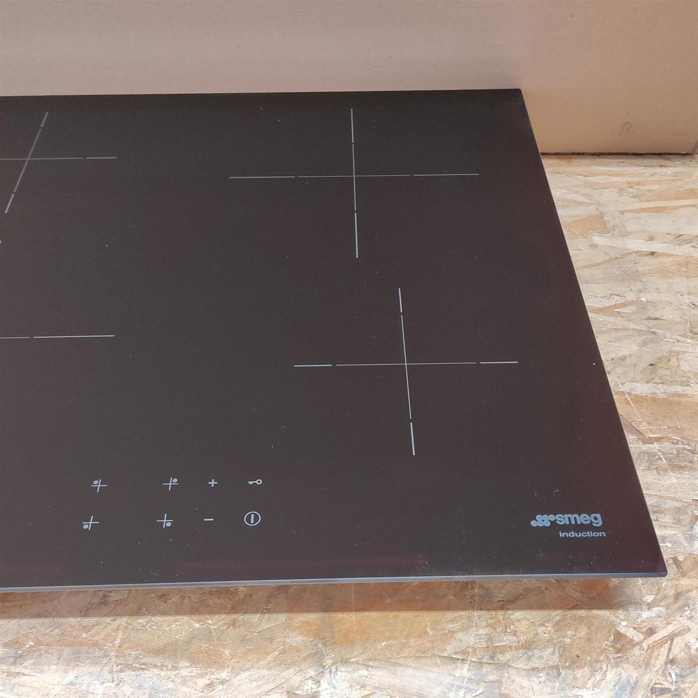 Piano cottura Smeg SI2641D a induzione 4 zone cottura