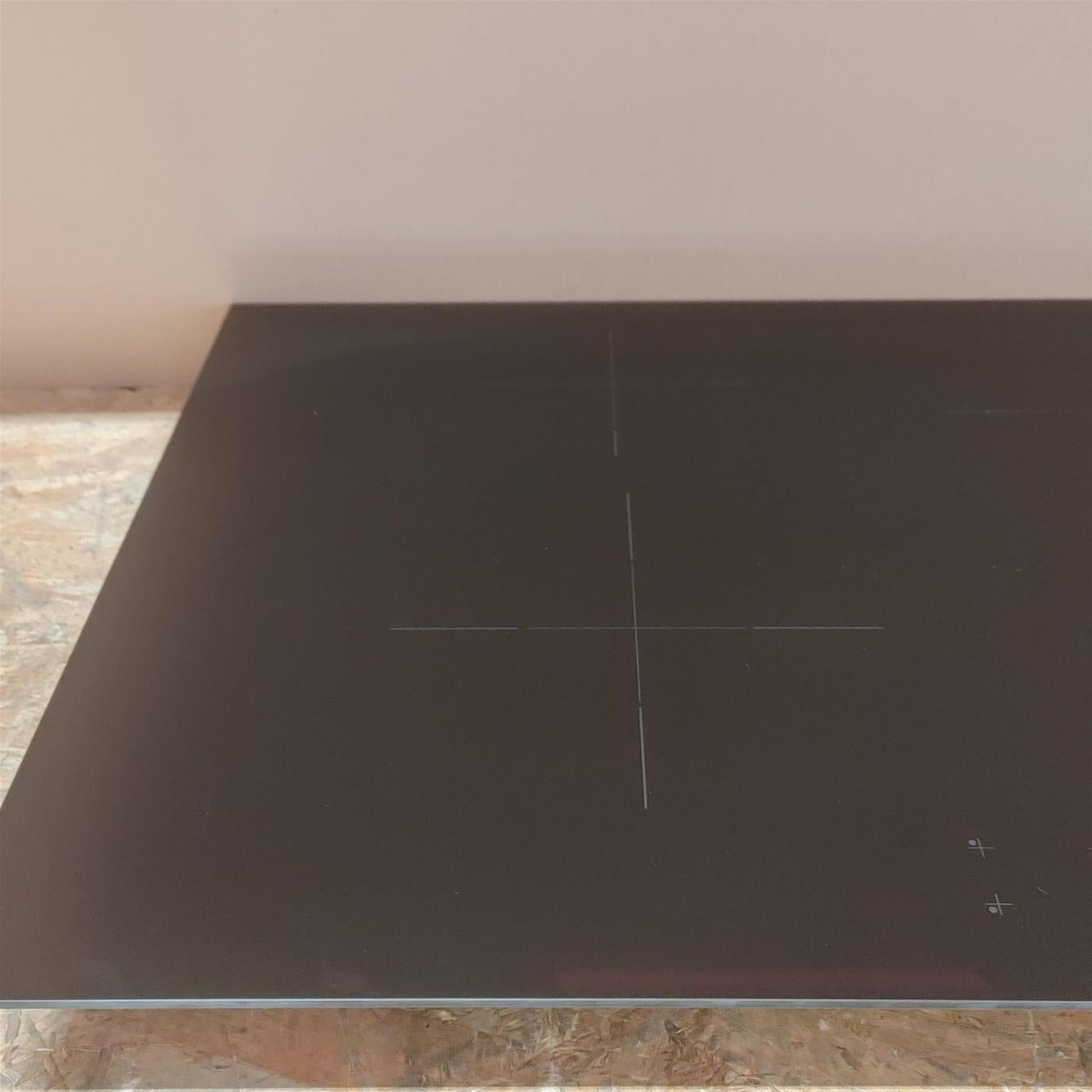 Piano cottura Smeg SI2741D a induzione 75 cm