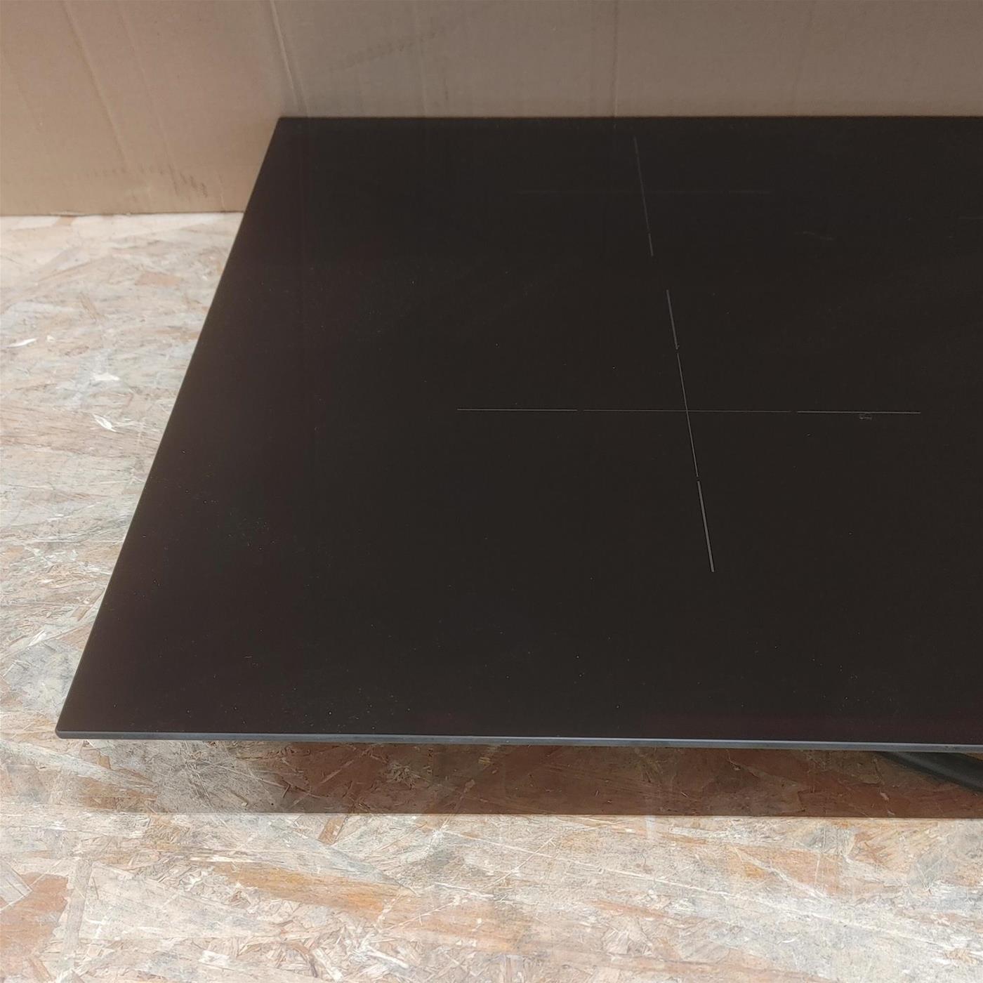 Piano cottura Smeg SI2741D a induzione 75 cm