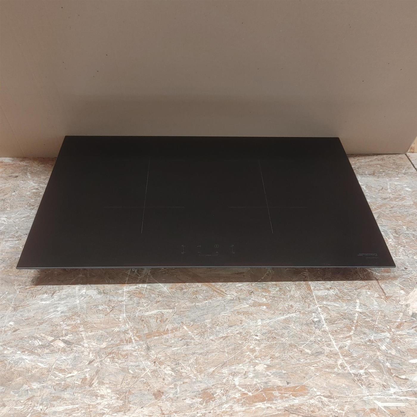 Piano cottura Smeg SIB2741D a induzione 4 zone cottura