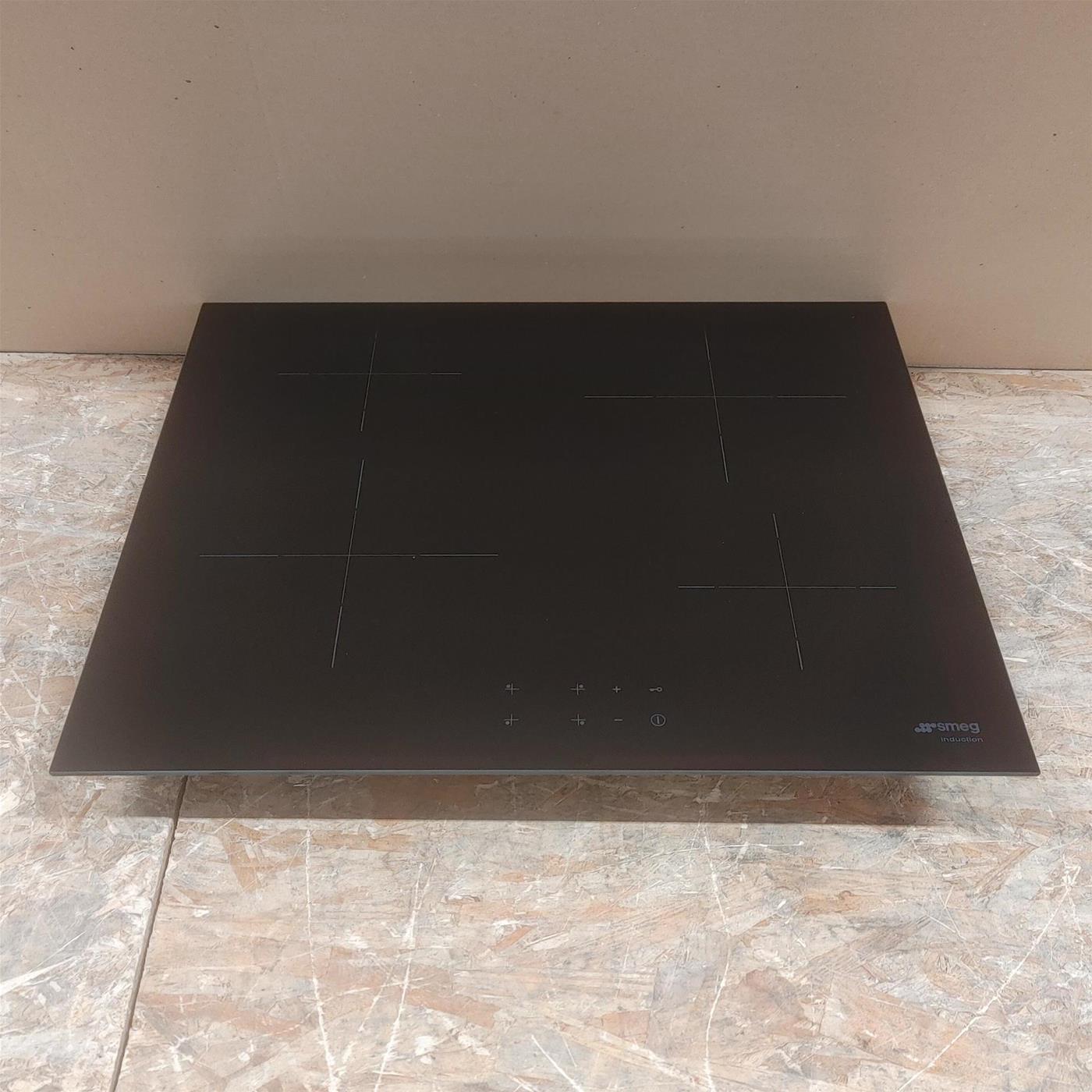 Piano cottura Smeg SI2641D a induzione 4 zone cottura