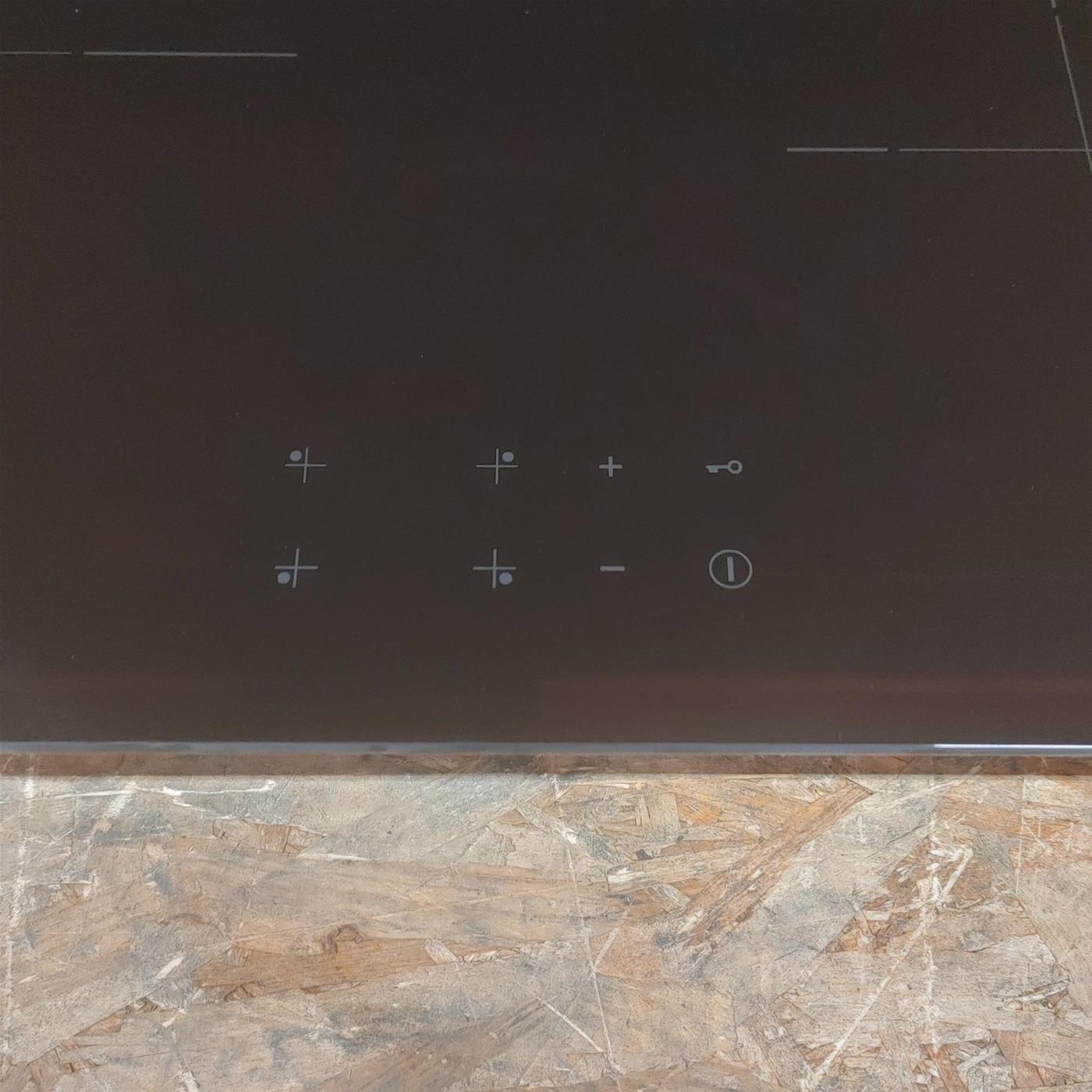 Piano cottura Smeg SI2741D a induzione 75 cm