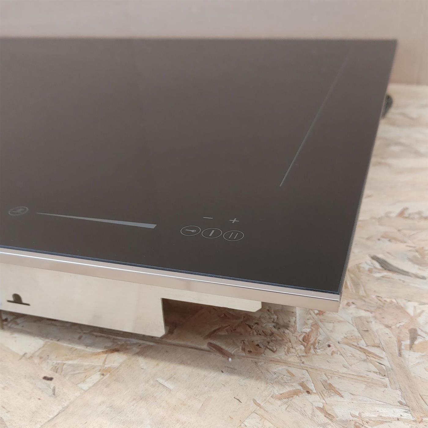 SMEG PMAN6721WLDX Piano cottura Misto gas/induzione 75cm