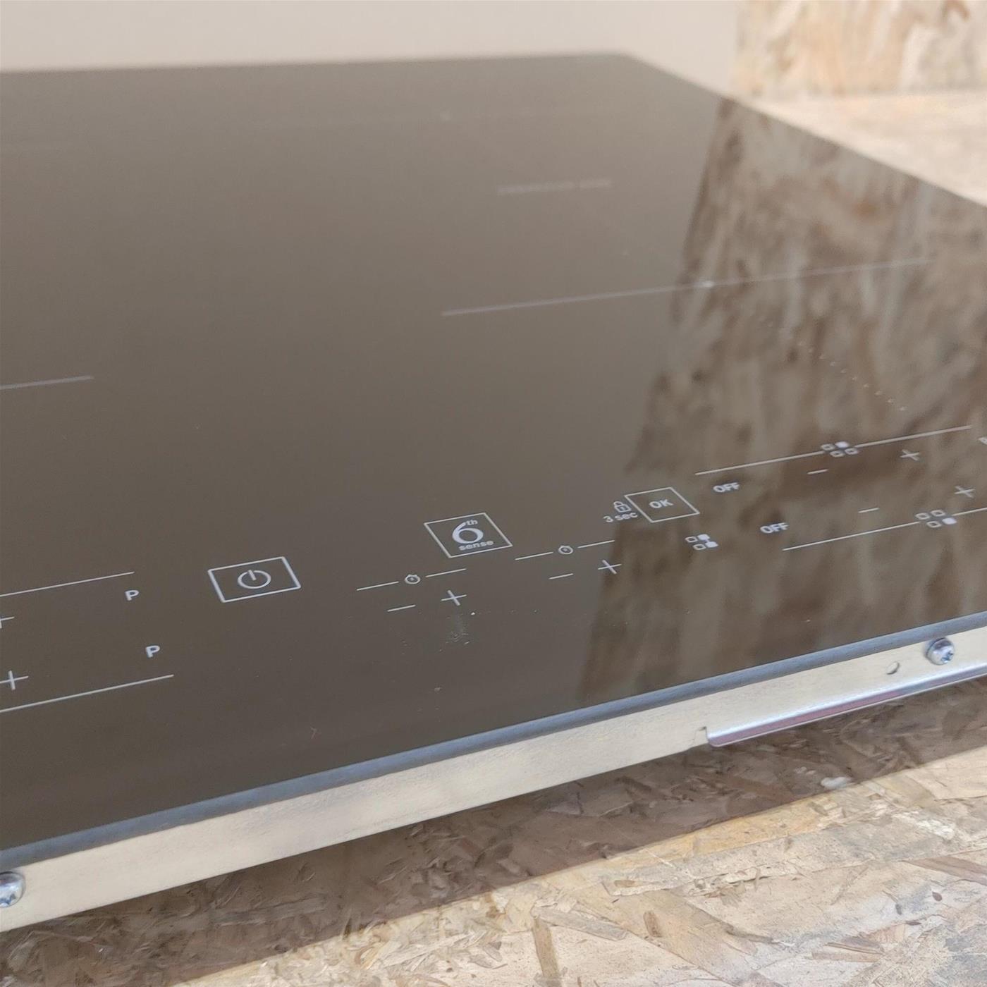 Whirlpool WB B8360 NE Nero Da incasso 59 cm Piano cottura a induzione 4 Fornello(i)