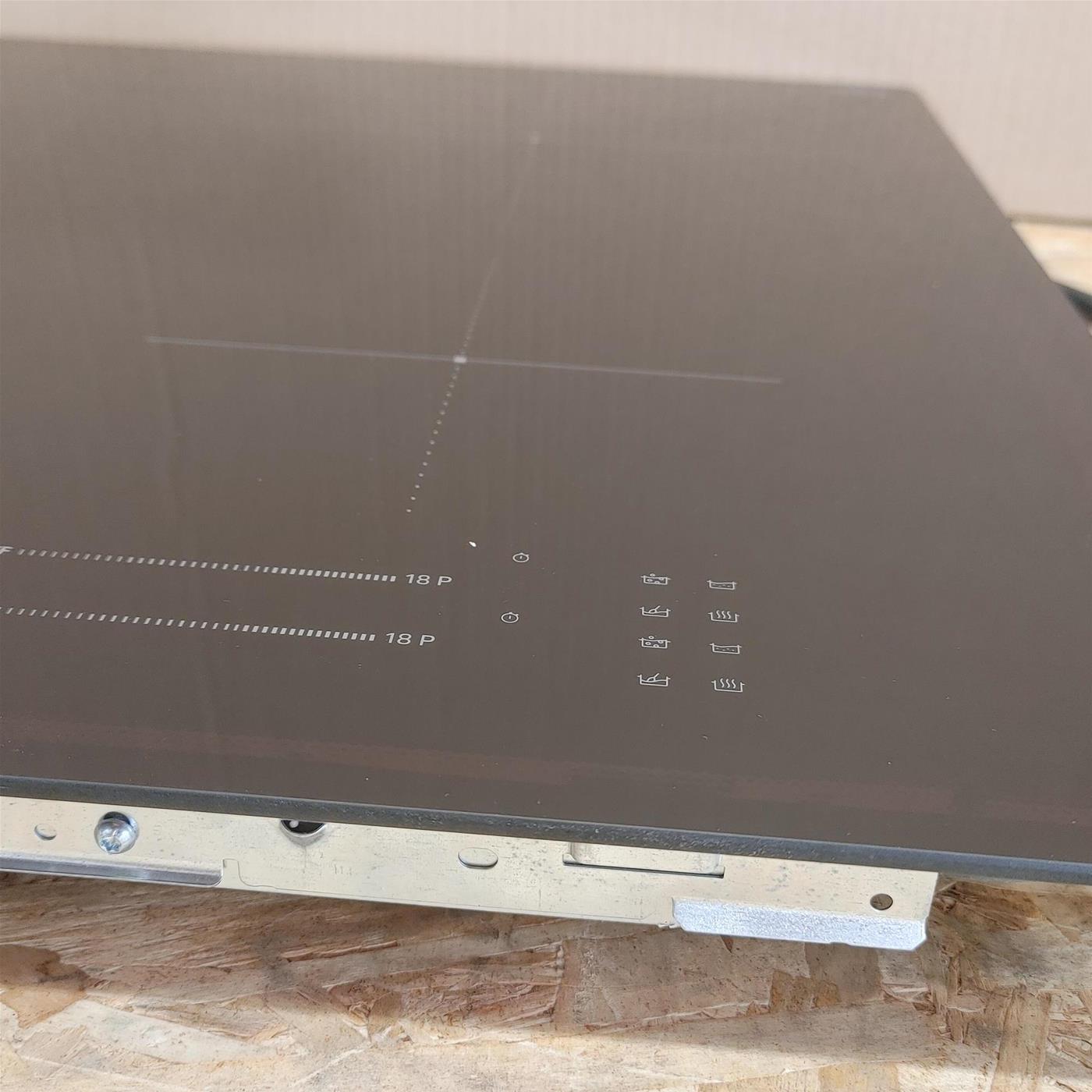 Whirlpool WL B2977 NE Nero Da incasso 77 cm Piano cottura a induzione 4 Fornello(i)