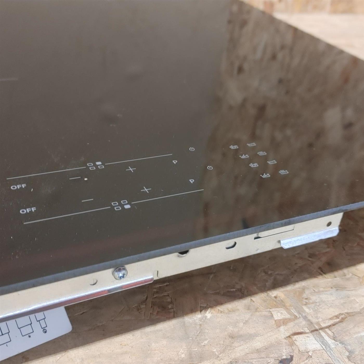 Piano cottura a induzione in vetroceramica Whirlpool - WL B2977 NE