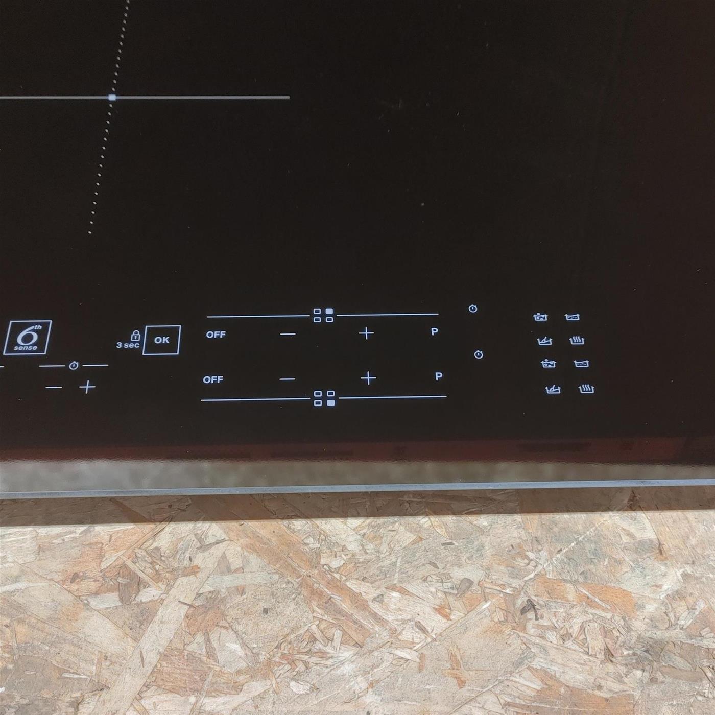 Piano cottura Whirlpool WL B2977 NE a induzione 77 cm 4 zone