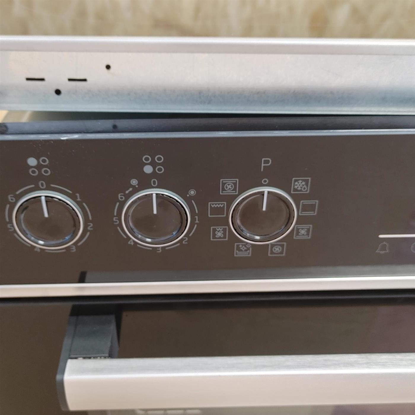 Beko BBUM13329X set di elettrodomestici Forno e Piano cottura in vetroceramica elettrico