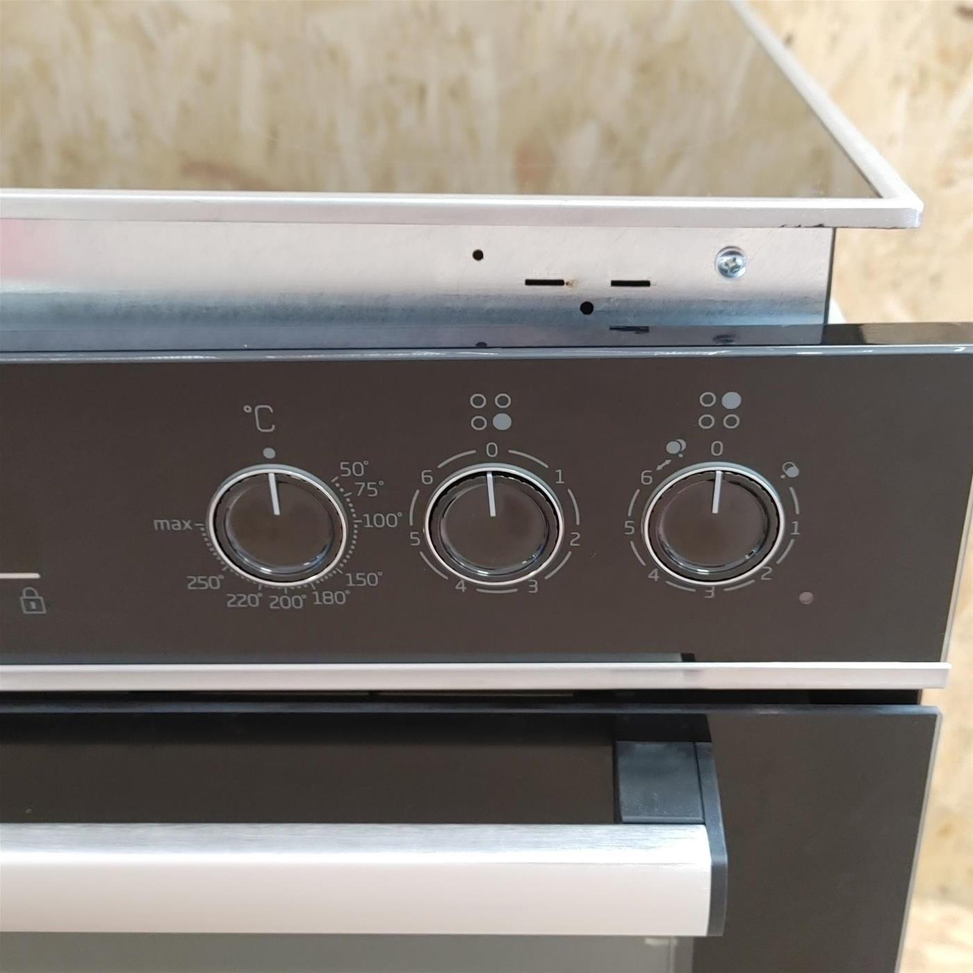 Beko BBUM13329X set di elettrodomestici Forno e Piano cottura in vetroceramica elettrico