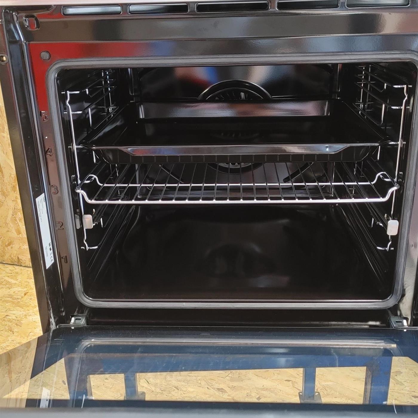 Beko BBUM13329X set di elettrodomestici Forno e Piano cottura in vetroceramica elettrico