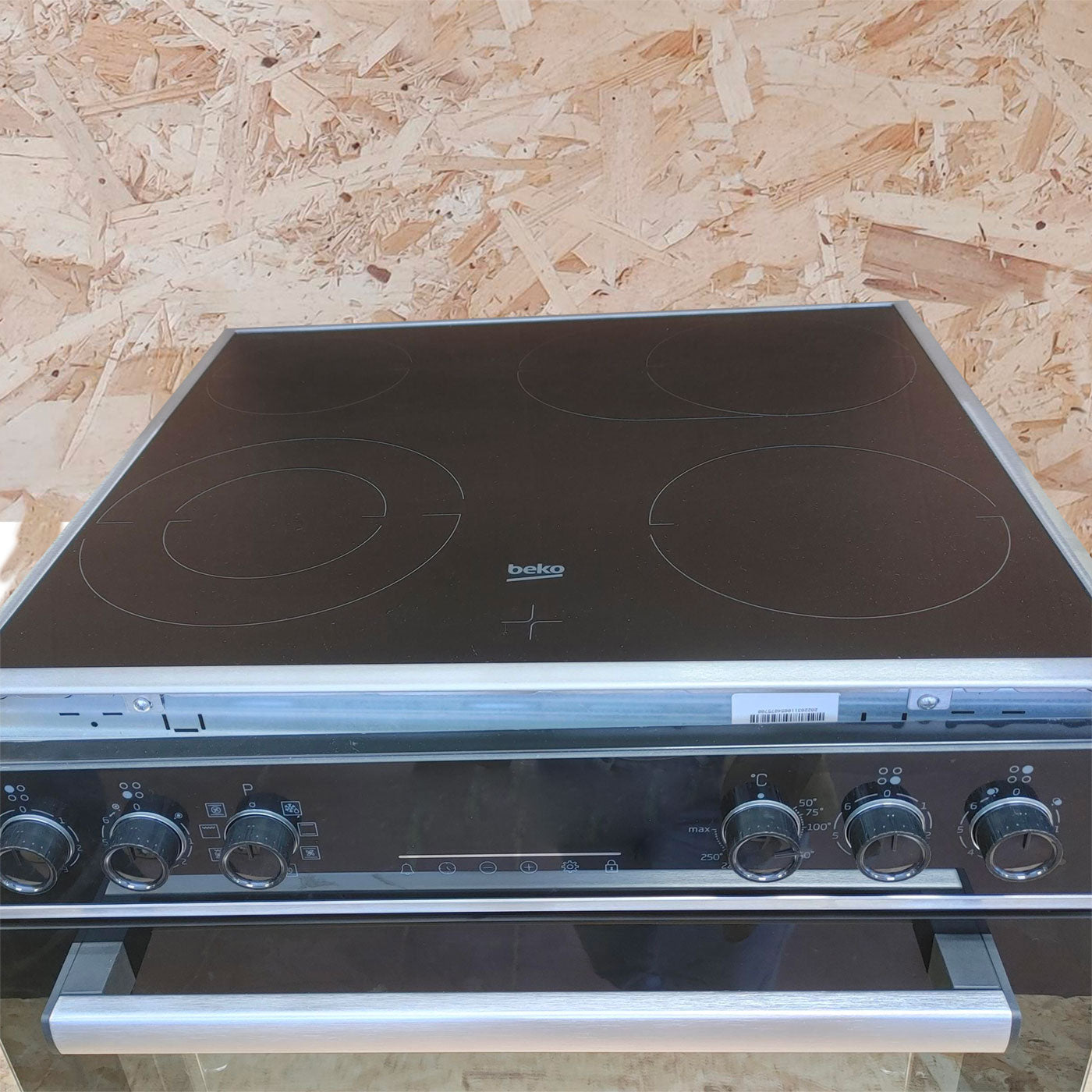 Beko BBUM13329X set di elettrodomestici Forno e Piano cottura in vetroceramica
