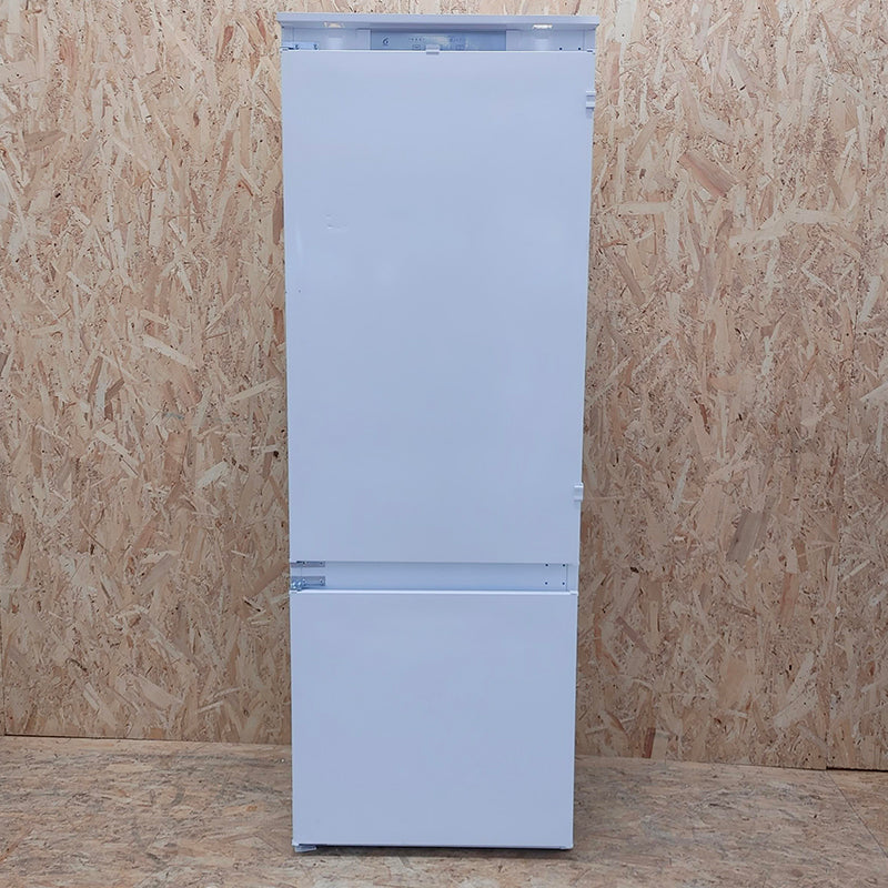 Whirlpool SP40 801 frigorifero con congelatore Da incasso 400 L