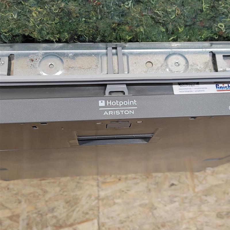 Hotpoint LFT 228 A A scomparsa totale 12 coperti