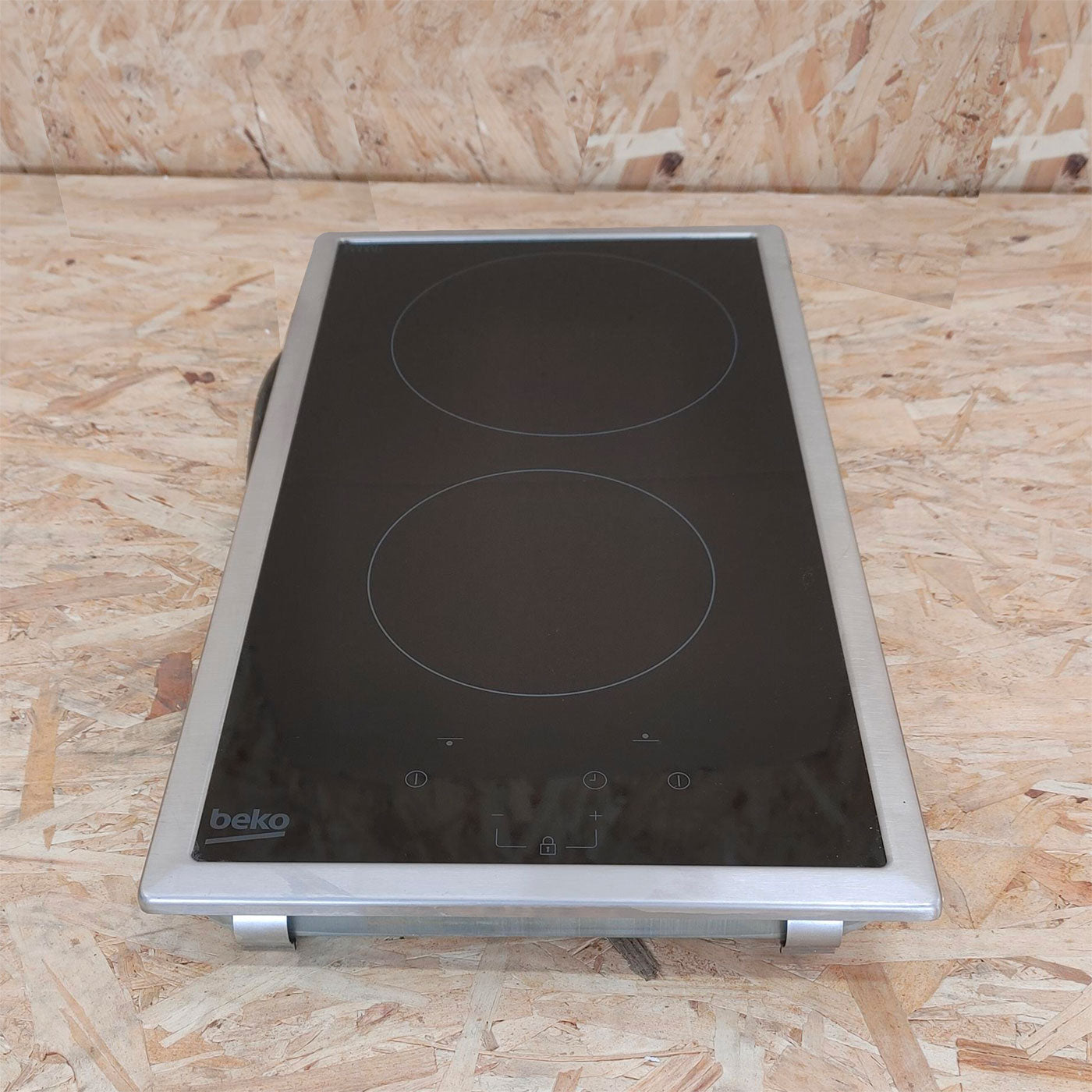 Beko HDMC 32400 TX piano cottura Acciaio inossidabile Da incasso Ceramica 2 Fornello(i)