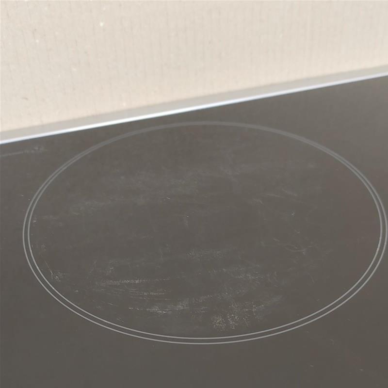 Bosch Serie 4 PKF645B17E piano cottura Nero Da incasso Ceramica 4 Fornello(i